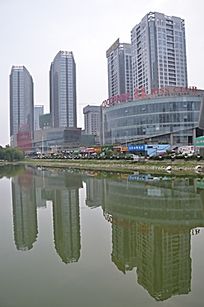 潍坊世纪泰华影城最近播放的电影?-潍坊世纪泰