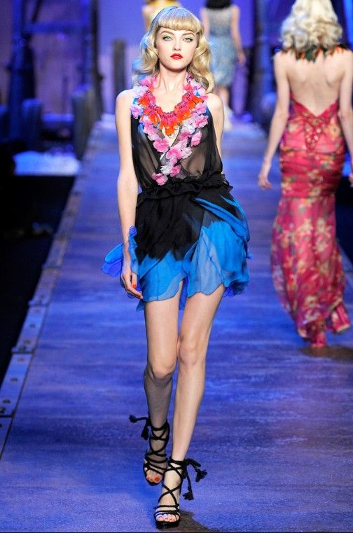 Dior S2011RTW-国际一线品牌发布会-经典案例