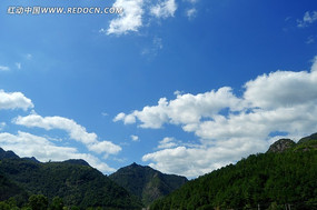 山字形的三座山