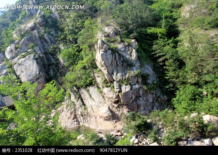 崂山悬崖风景