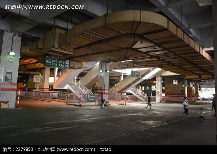 广州火车东站地下公交车站图片_建筑摄影图片
