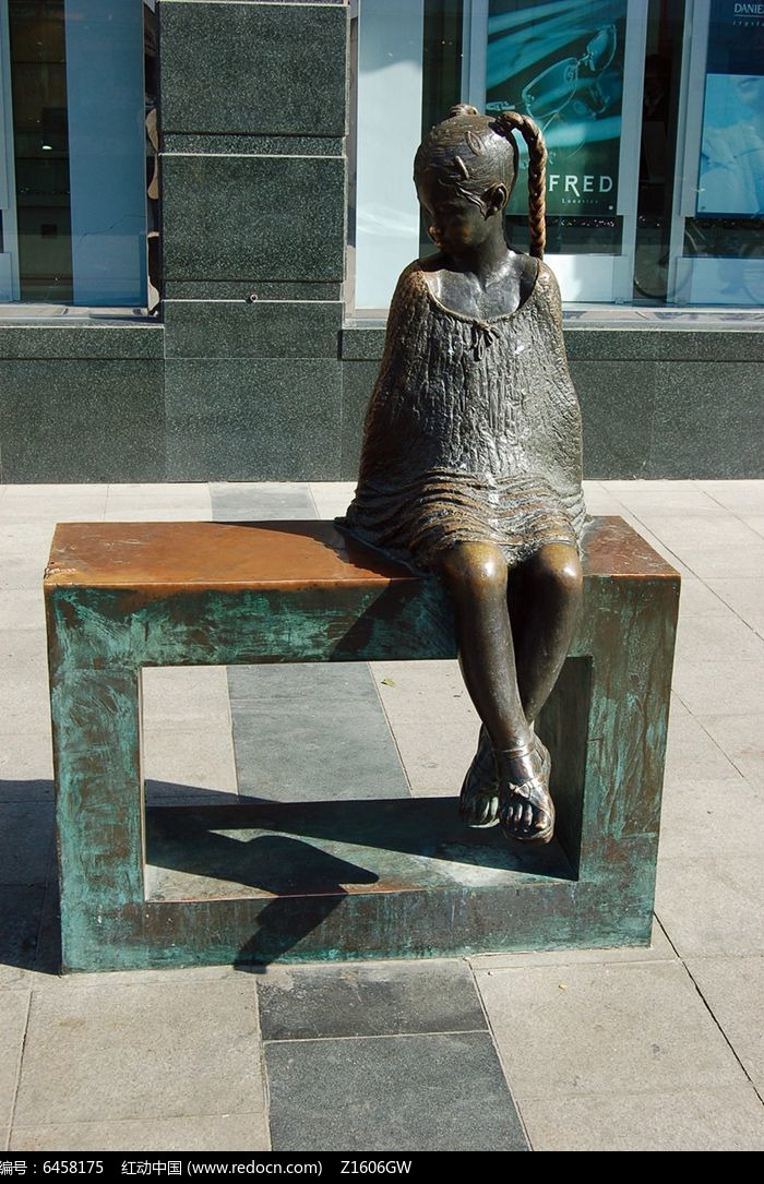 注视人物雕塑小品JPG素材下载_雕塑小品设计图片