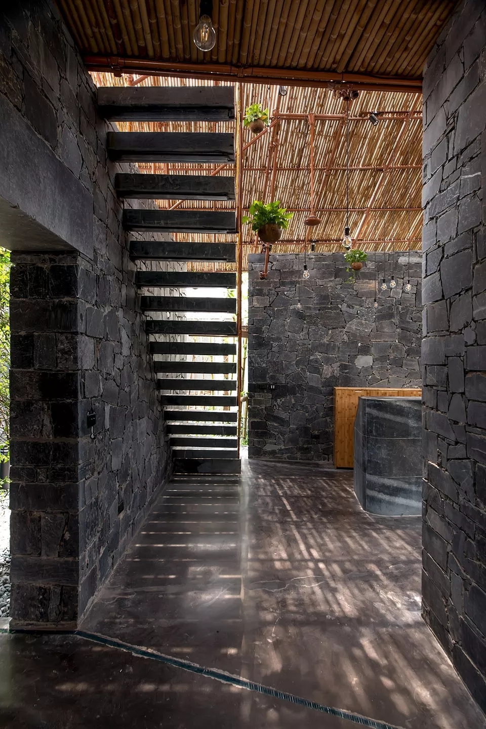 2019庭院设计新名词--树桌花园