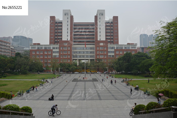 暨南大学国旗广场