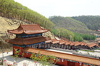 原创摄影图 建筑摄影 教堂寺庙 > 山角下的正觉寺图片