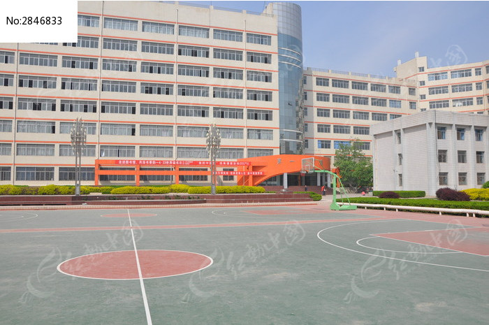 兰州工业学院篮球场
