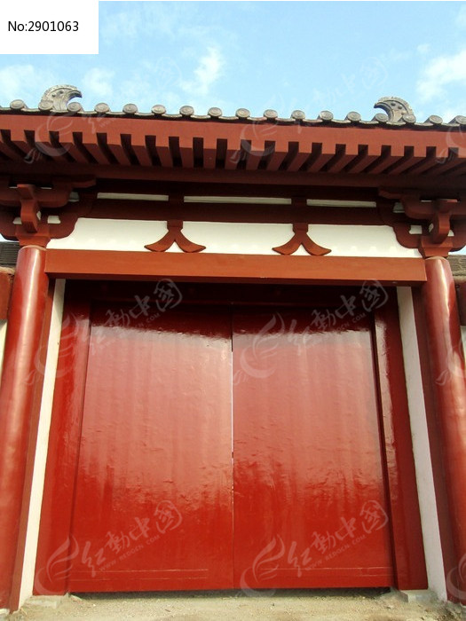 王府红色侧门