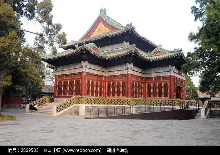 北海公园承光殿背面