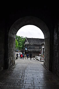 古代城墙拱门