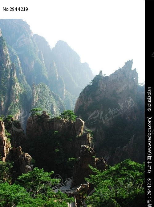 高山险峰