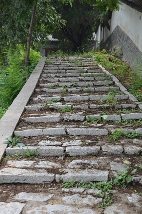 公园青石板道路铺装