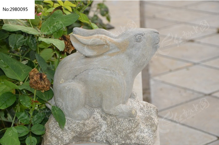 十二生肖石刻雕塑之兔