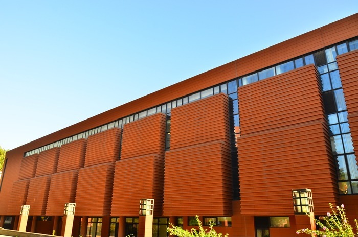 蒙民伟音乐厅背楼图片