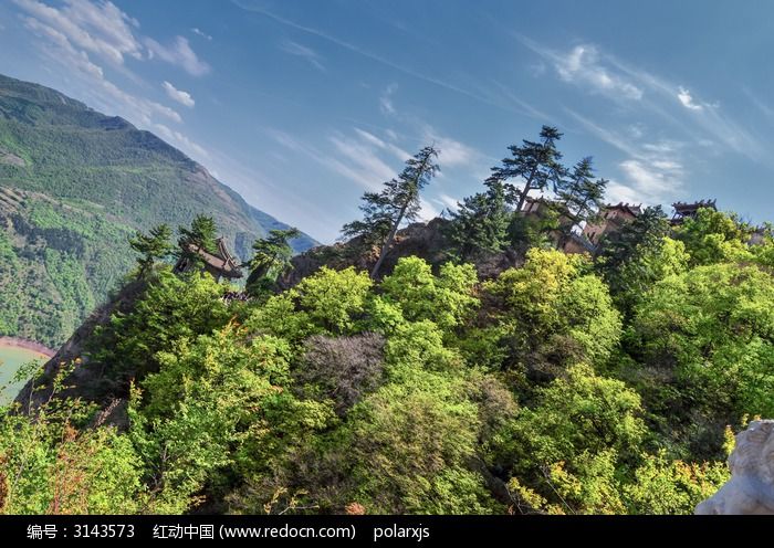 雄伟的崆峒山