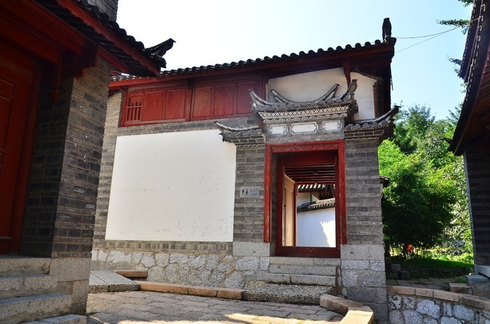 白族建筑白墙