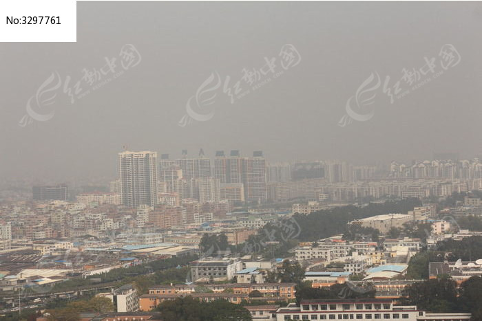 雾霾下的广州群楼