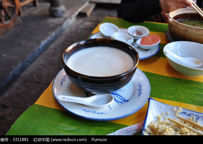 青稞奶茶