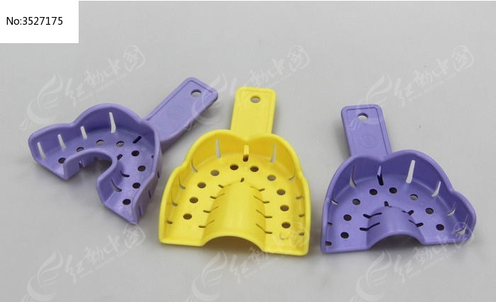 牙托三个图片_行业百态图片