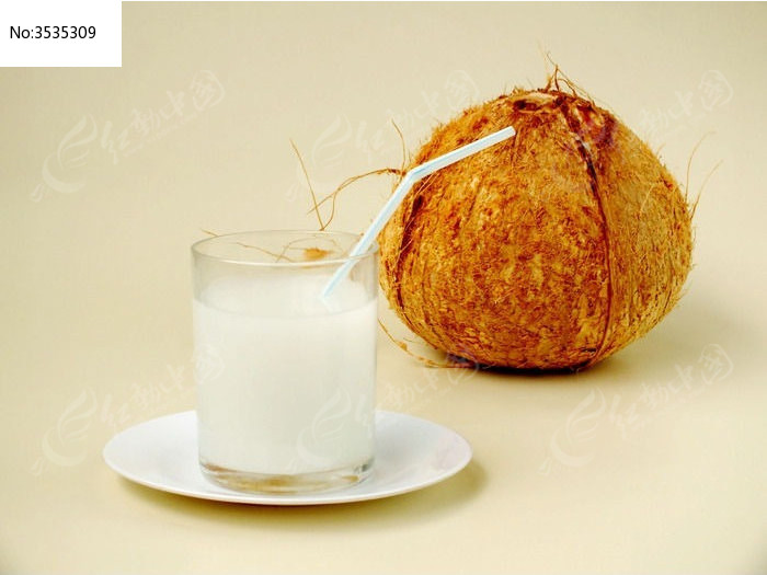 椰果和椰子汁图片