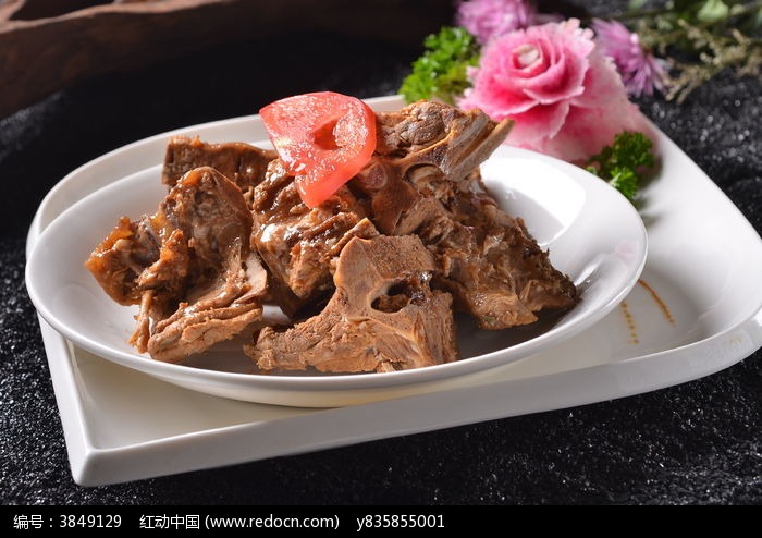 炖猪脊骨图片,高清大图_中国菜系素材