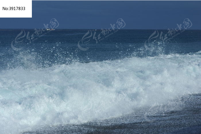 晶莹的海浪