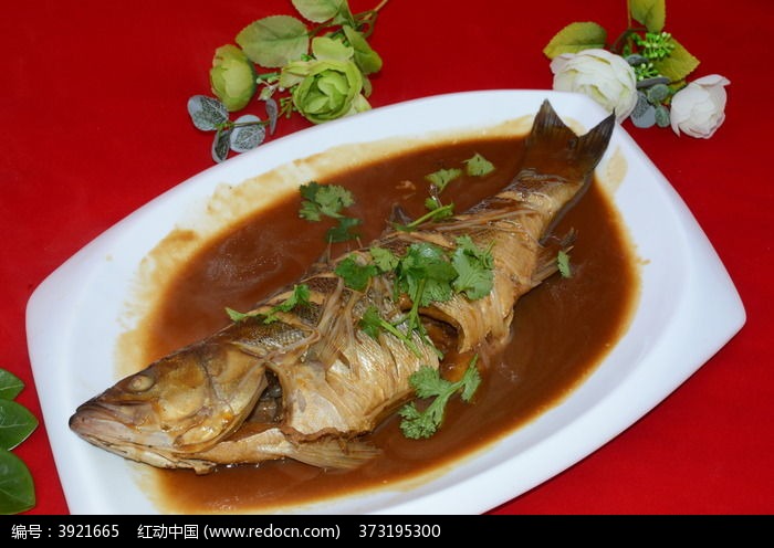 红烧鲈鱼图片,高清大图_中国菜系素材