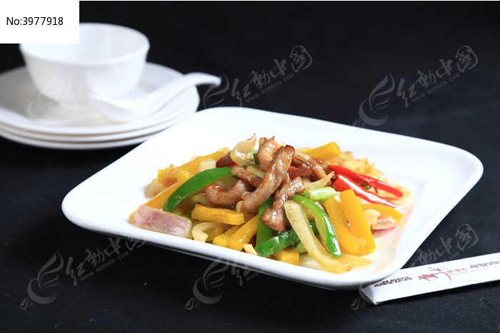 味菜三椒炒猪颈肉