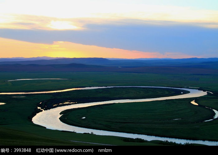 额尔古纳河的黄昏
