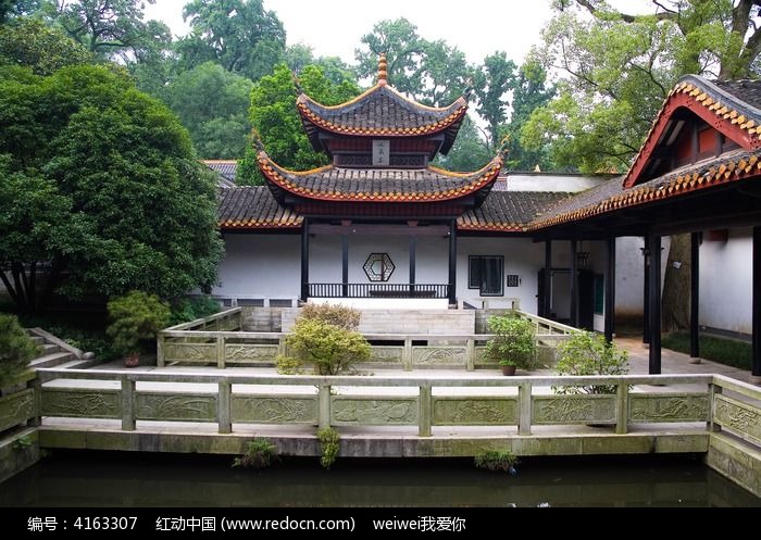 原创摄影图 建筑摄影 名胜古迹 长沙 亭阁  请您分享: 素材描述:红动