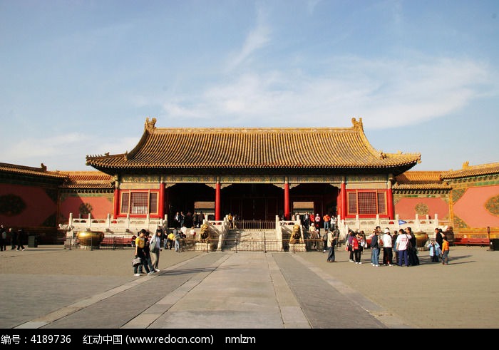 故宫乾清门的游人图片,高清大图_名胜古迹素材