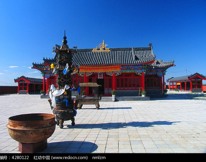 呼伦贝尔草原甘珠尔庙图片,高清大图_教堂寺庙