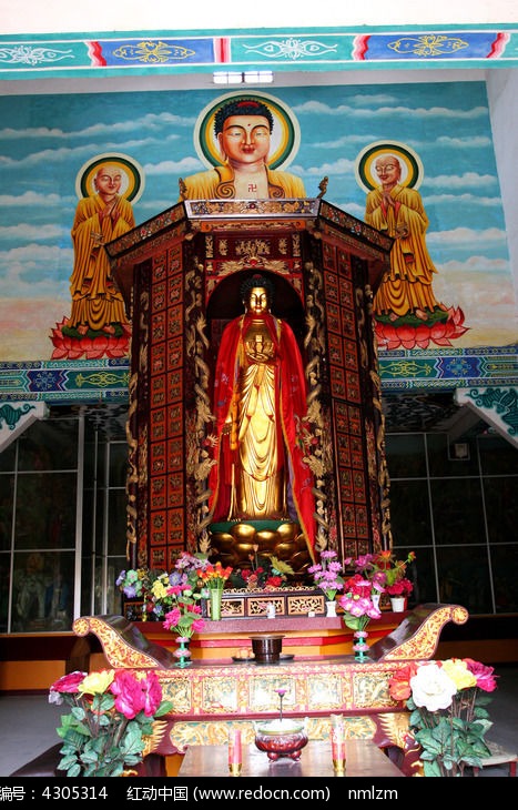 洪山宝通寺法界宫内佛像