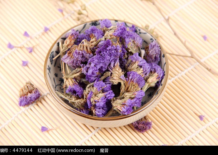 一碟勿忘我花茶