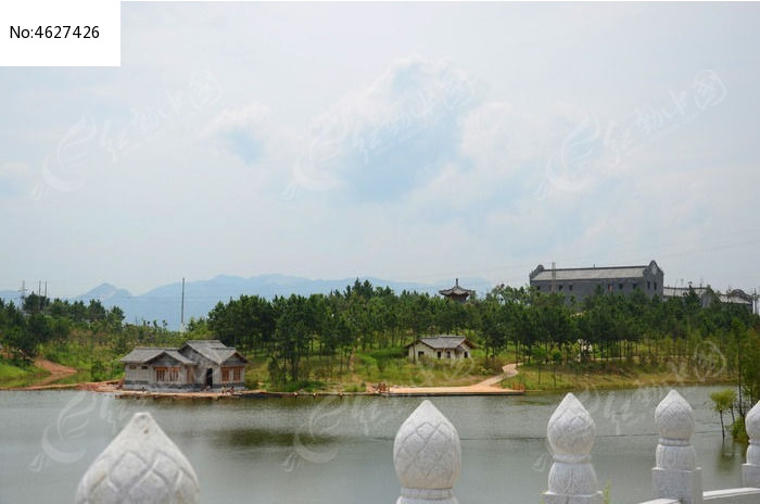 麻城移民公园小湖