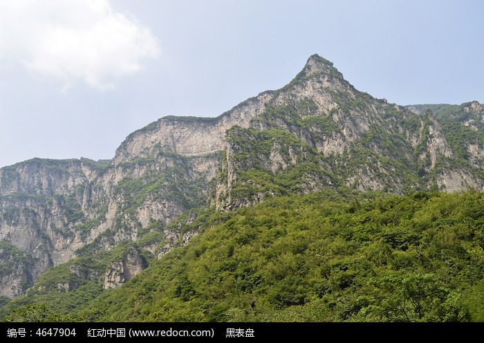 雄伟的神农山峰