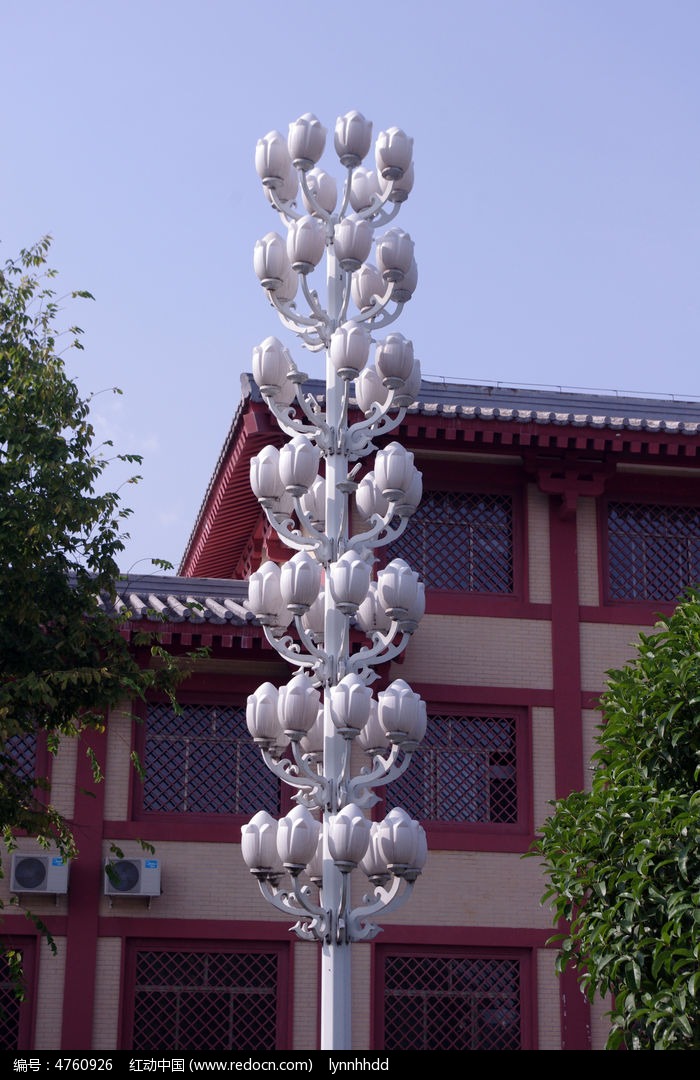 柱形花朵路灯