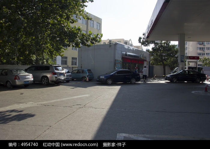 青岛的加油站图片,高清大图_城市风光素材