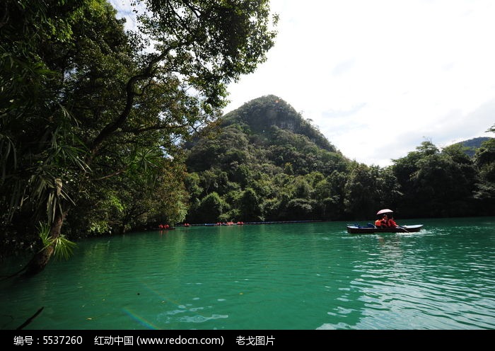 鸳鸯湖山水