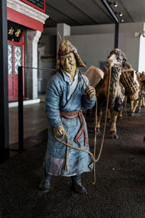 手绘烈日下伸出舌头的骆驼矢量图其他免费下载