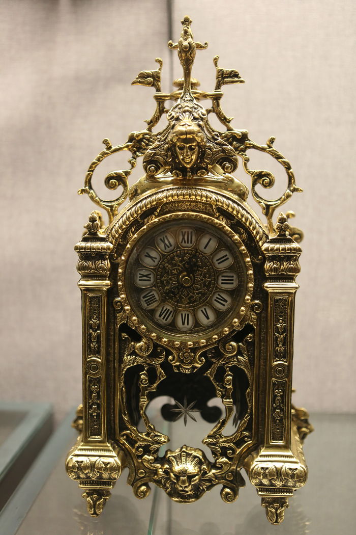 鎏金座钟图片,高清大图_雕刻艺术素材