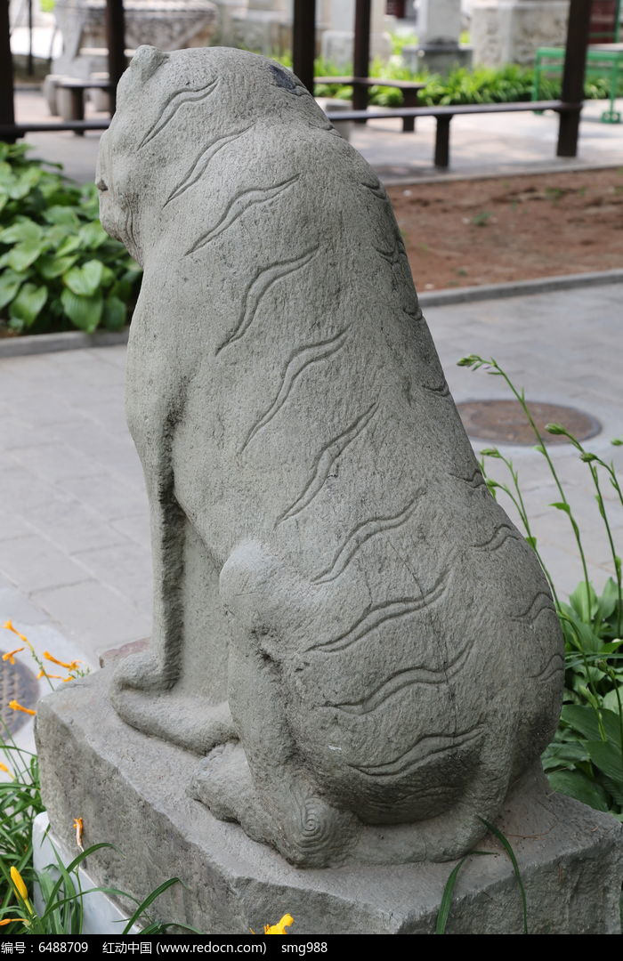 五塔寺石刻石虎背面雕像