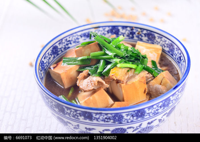 老豆腐炖肉