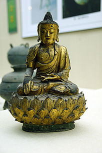明清莲花座铜佛