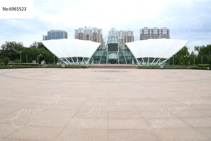 公园帆船广场