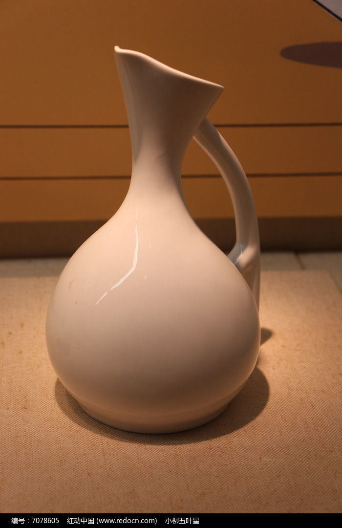 高岭土陶瓷水壶