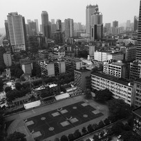 高高低低的房子