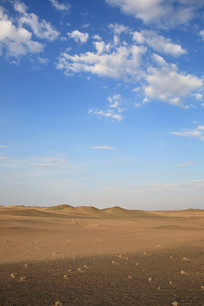 蓝天下的无人区寸草不生