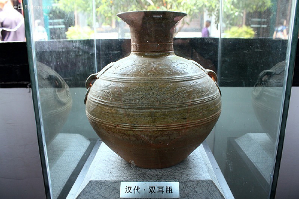 ����˫��ƿ