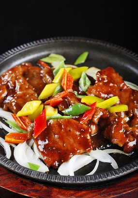铁板黑胡椒牛肉
