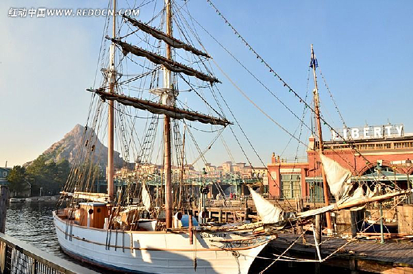 ͣ����ͷ��С��